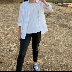 White linen banana republic button down size small